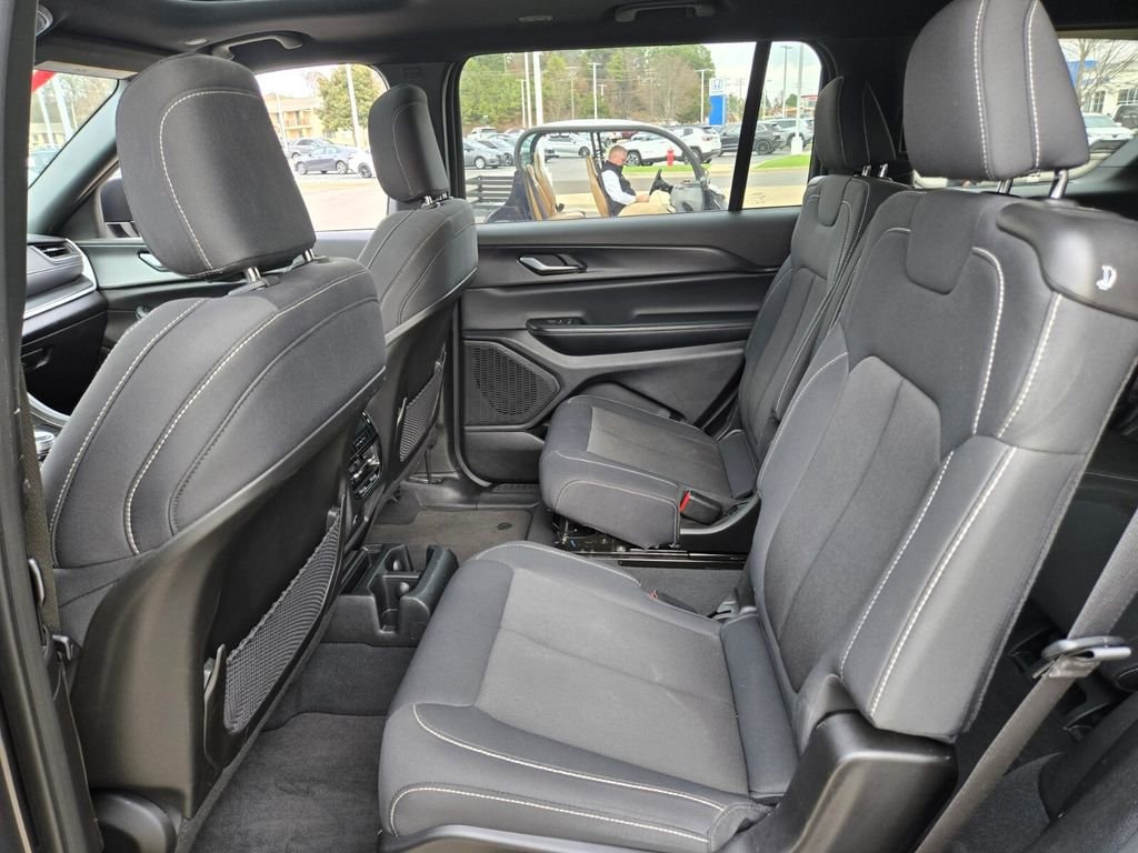 2024 Jeep Grand Cherokee L Laredo - Photo 12