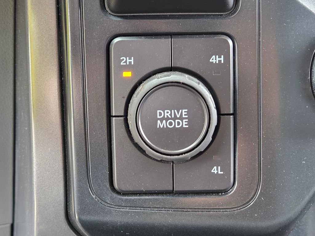 2025 Ford F-150 XLT - Photo 26