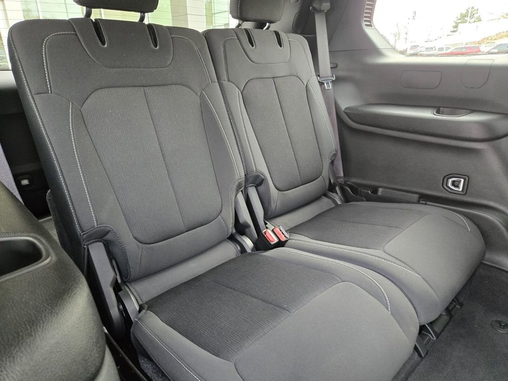 2024 Jeep Grand Cherokee L Laredo - Photo 18