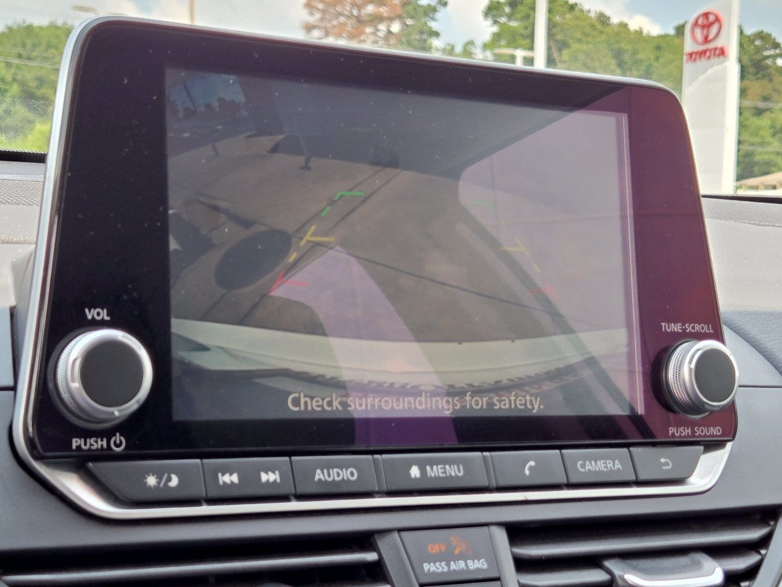 2025 Nissan Altima SV - Photo 21