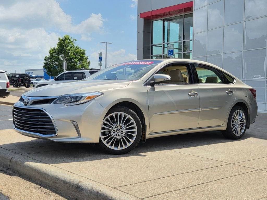 Used 2017 Toyota Avalon Limited Sedan