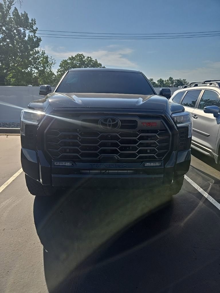 2025 Toyota Tundra Limited 3.4L 4WD CrewMax 5.5' Bed's photo