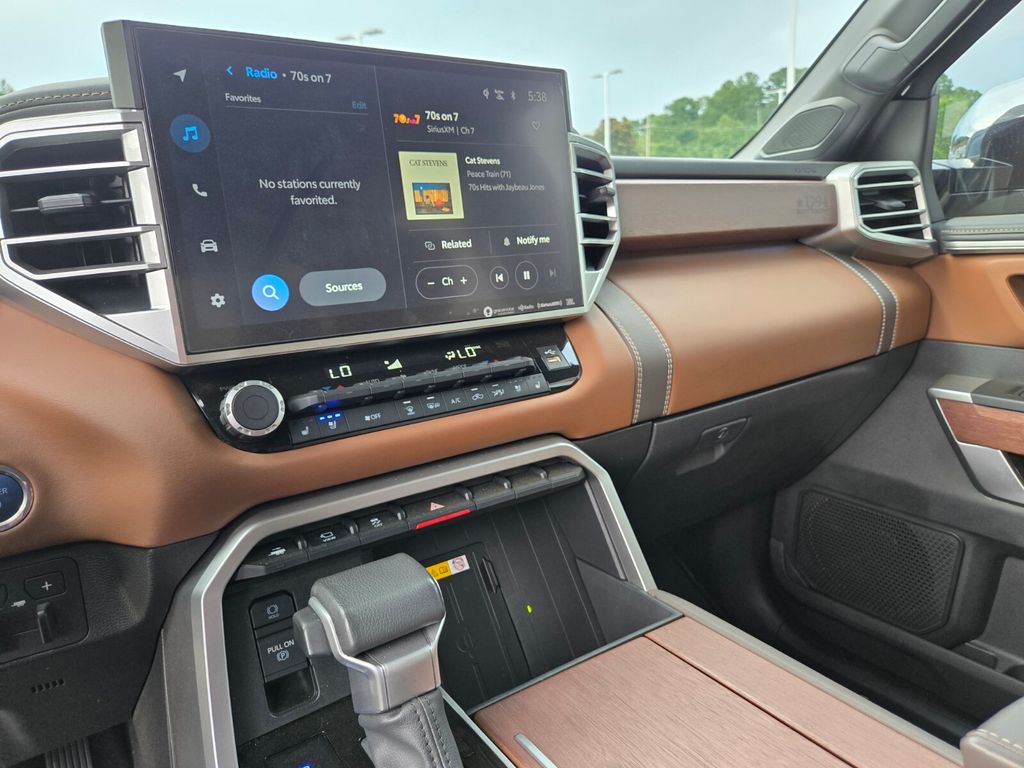 2024 Toyota Tundra 1794 Edition - Photo 24