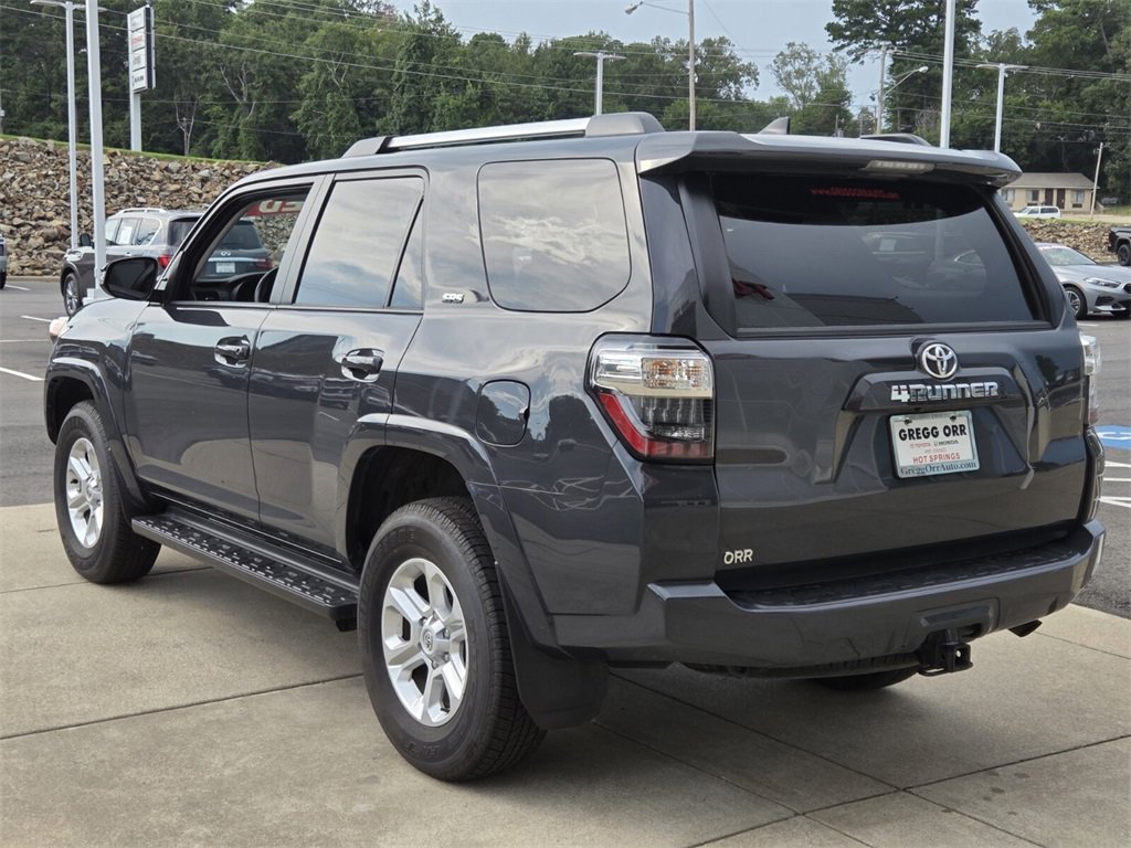 2024 Toyota 4Runner SR5 Premium photo 3
