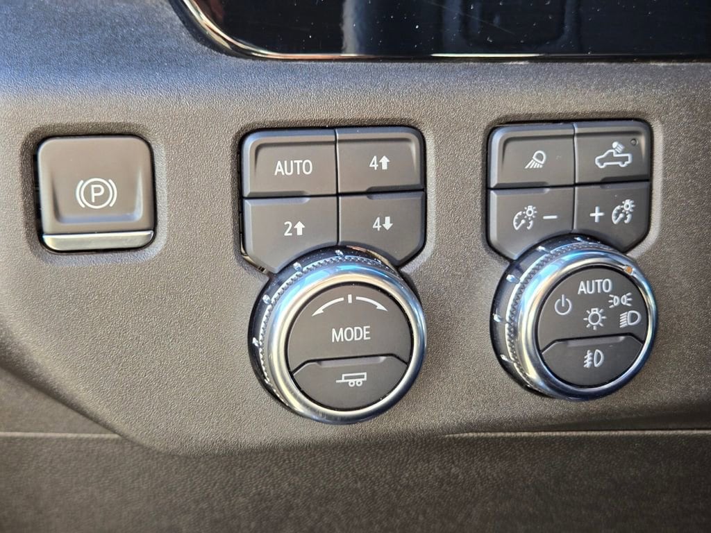 2024 GMC Sierra 2500HD SLT - Photo 39