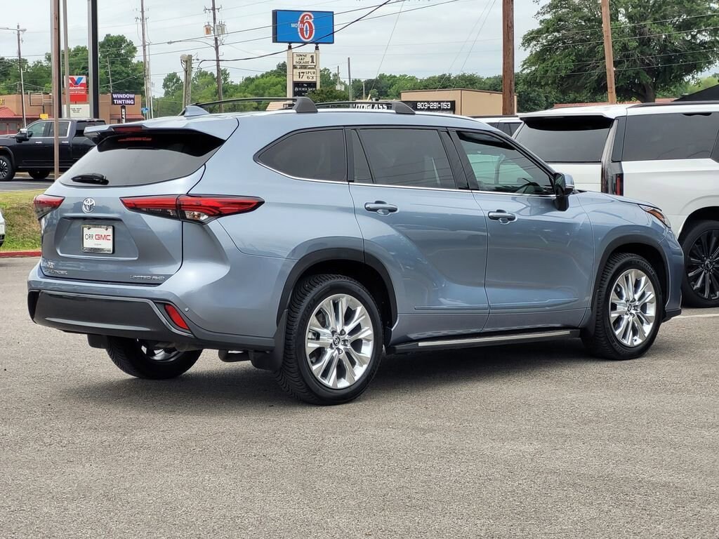 Used 2022 Toyota Highlander Limited SUV