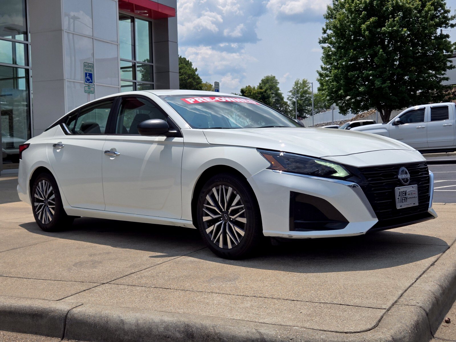 2025 Nissan Altima SV - Photo 6