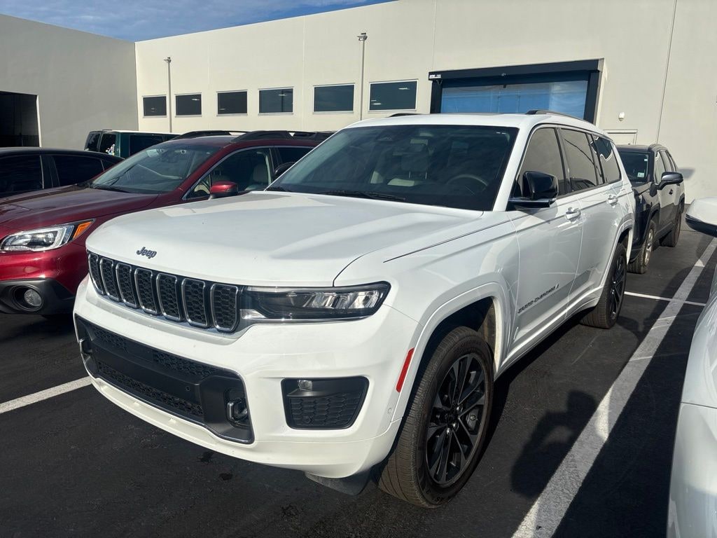 Used 2023 Jeep Grand Cherokee L Overland SUV