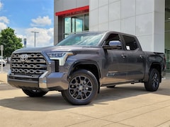 2025 Toyota Tundra i-FORCE MAX Platinum i-FORCE MAX Truck CrewMax
