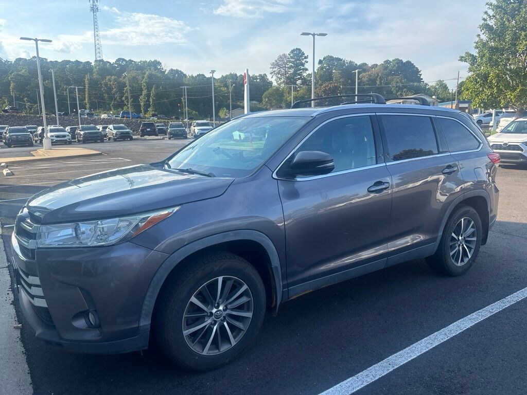 Used 2019 Toyota Highlander XLE SUV