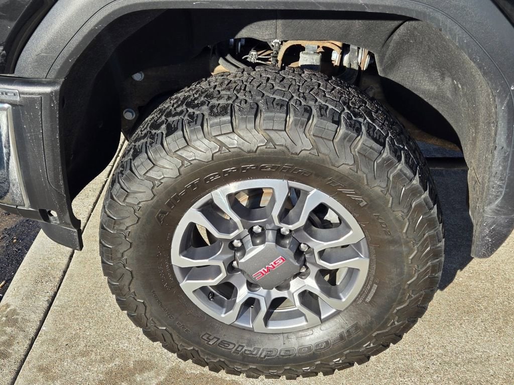 2024 GMC Sierra 2500HD SLT - Photo 10