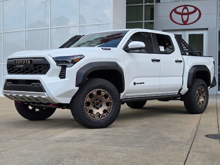 2026 Toyota Tacoma i-FORCE MAX Trailhunter Truck Double Cab