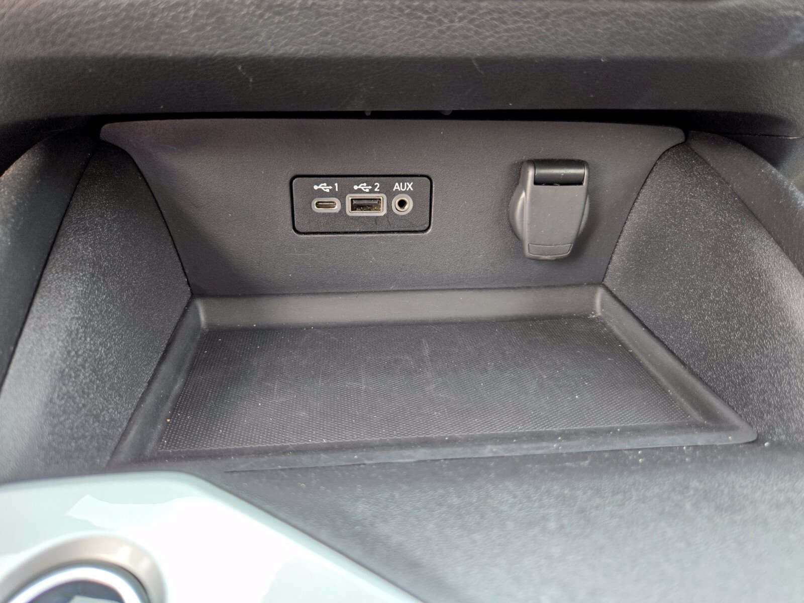 2025 Nissan Altima SV - Photo 23