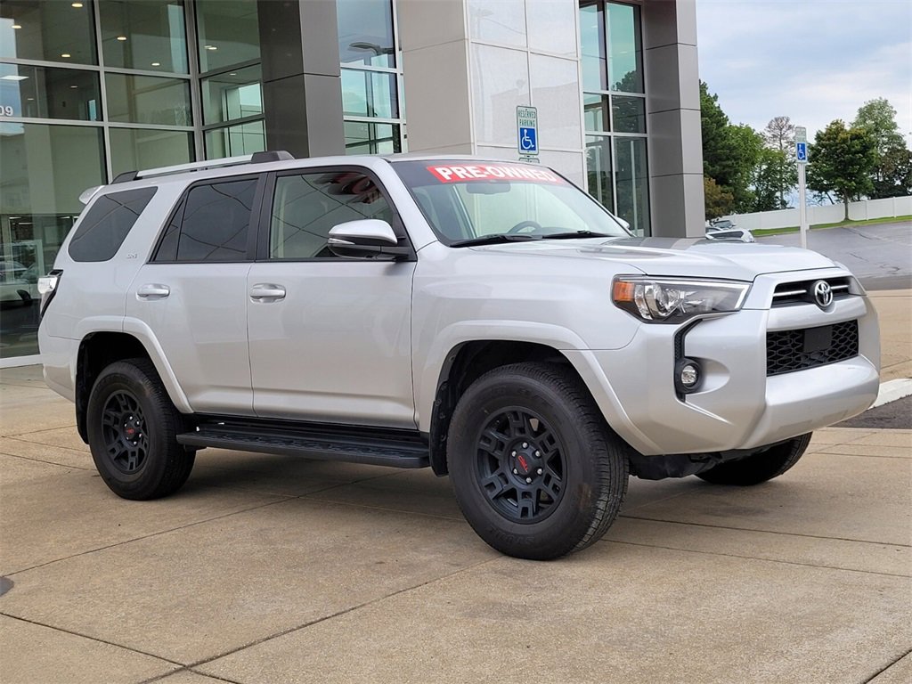 2021 Toyota 4Runner SR5 Premium photo 4