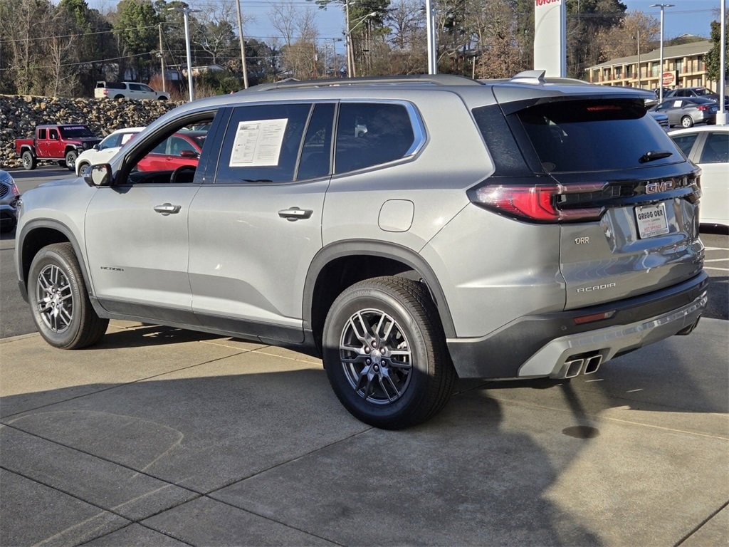 Used 2025 GMC Acadia Elevation SUV