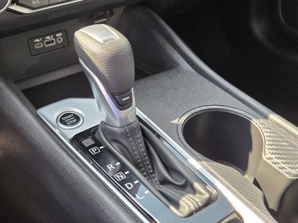 2025 Nissan Altima SV - Photo 27