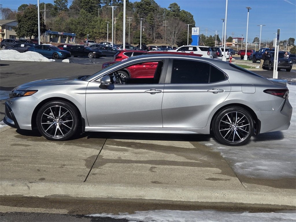 Used 2024 Toyota Camry Hybrid SE Sedan