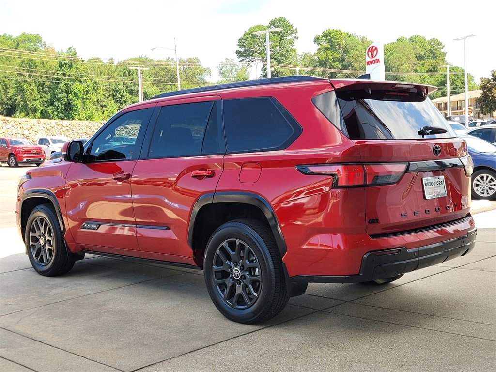 2024 Toyota Sequoia Platinum photo 3