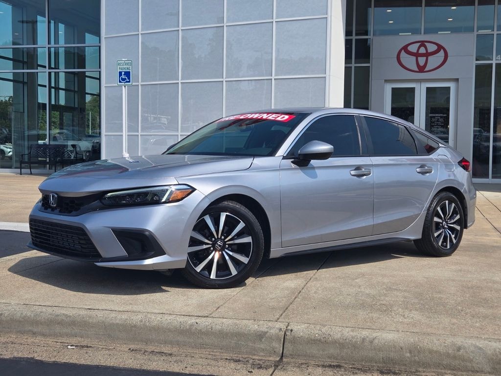 Used 2022 Honda Civic EX-L Hatchback