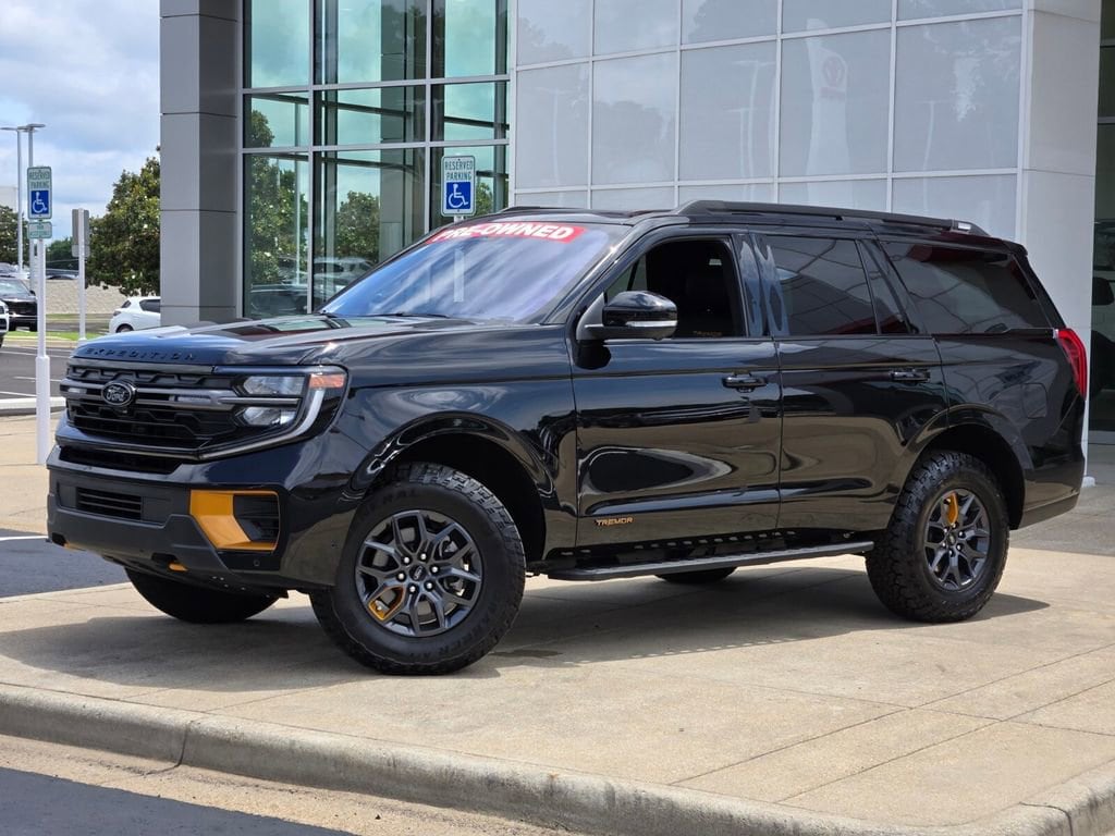 2025 Ford Expedition Tremor 4x4's photo