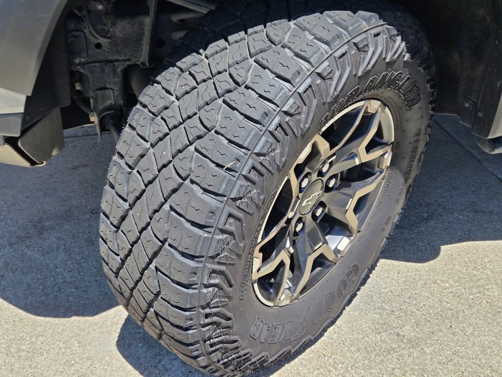 2024 Chevrolet Colorado ZR2 - Photo 20