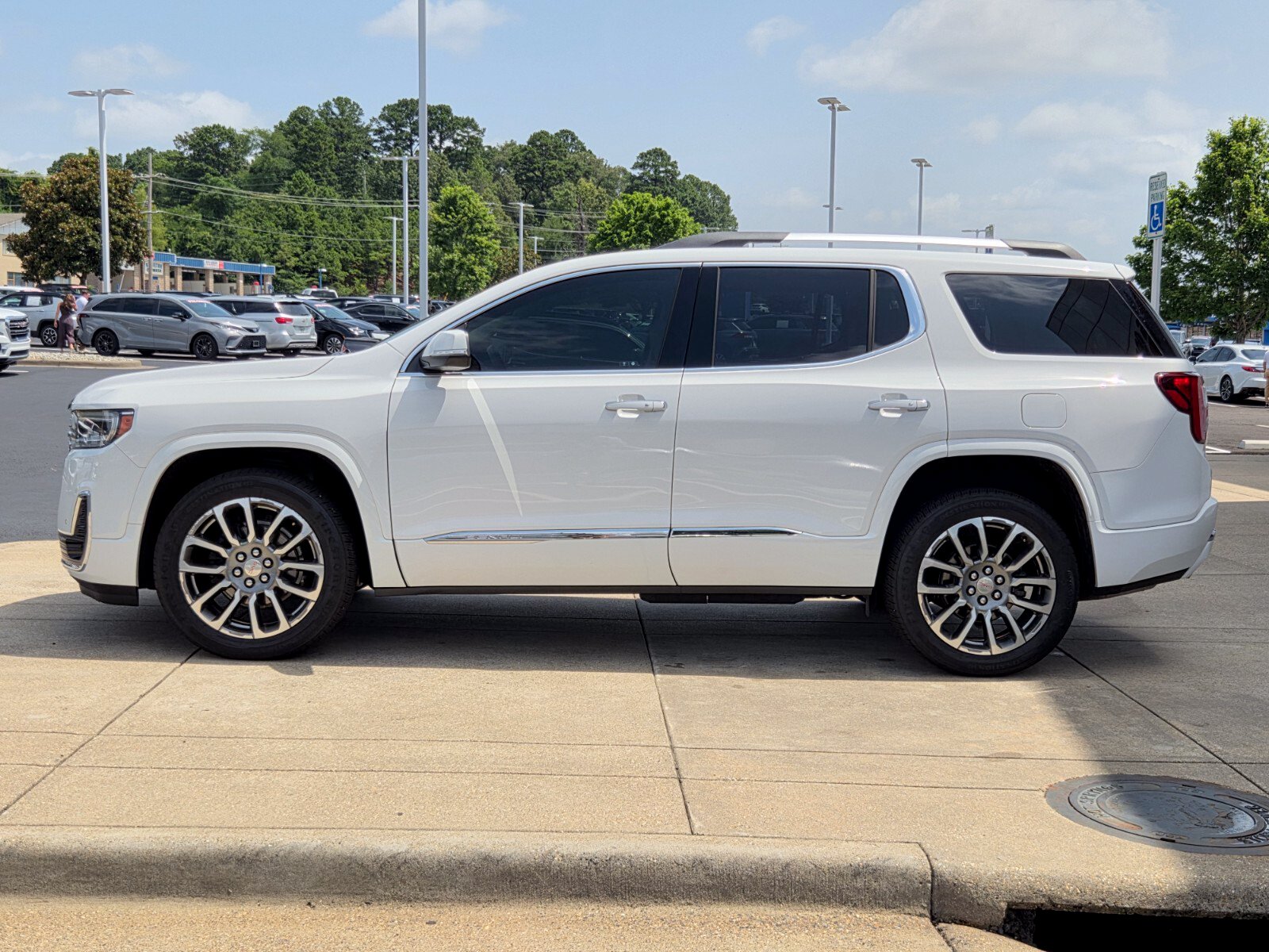Used 2023 GMC Acadia Denali SUV