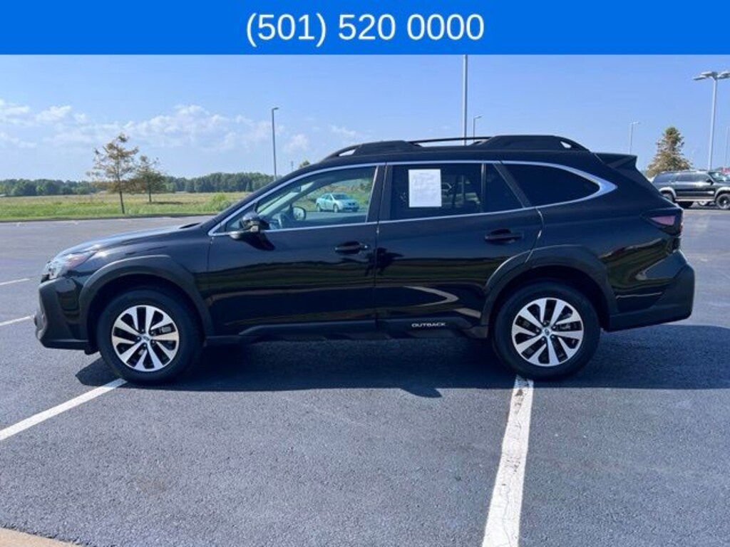 Used 2023 Subaru Outback Premium SUV