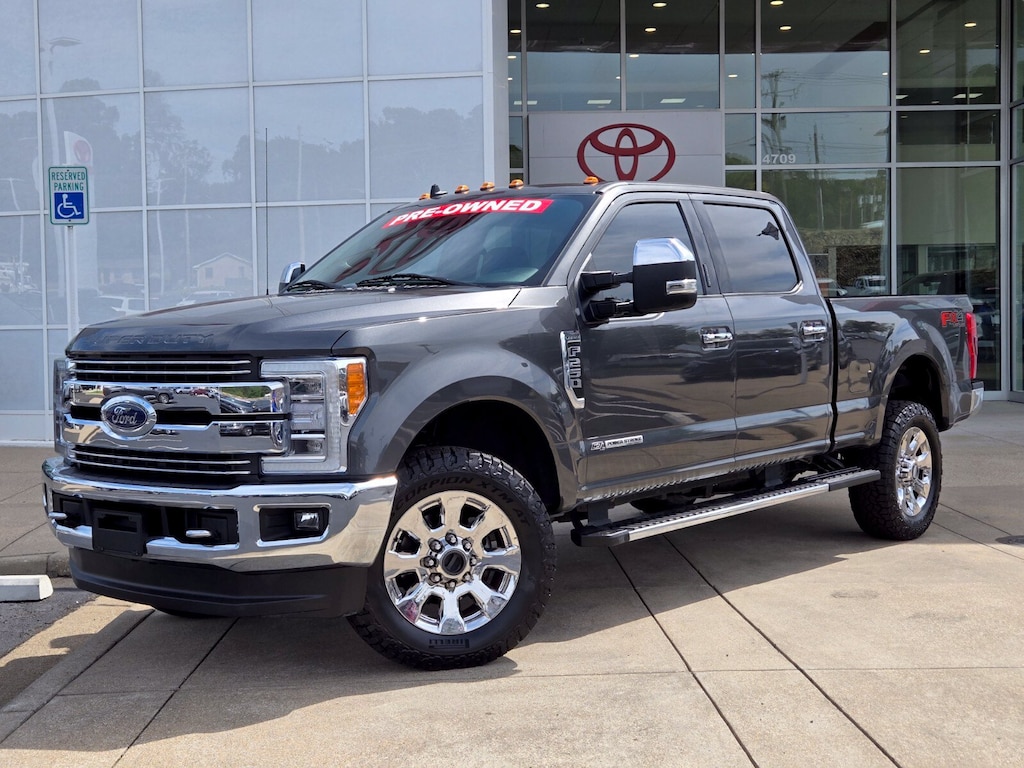 Used 2019 Ford F-250SD Lariat Truck