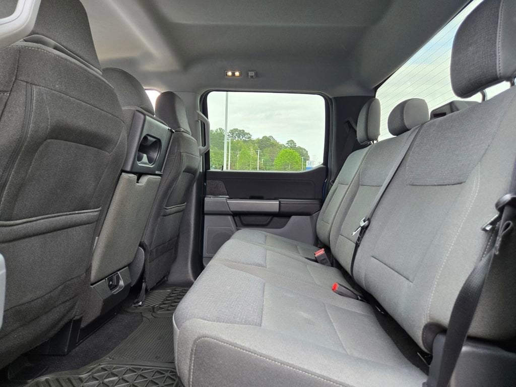 2025 Ford F-150 XLT - Photo 13