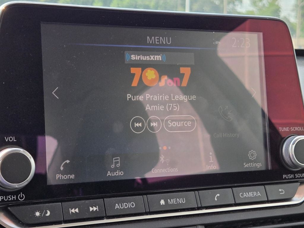 2025 Nissan Altima SV - Photo 23