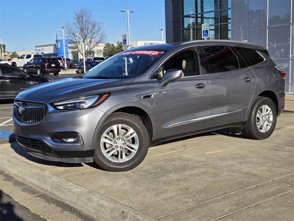 2019 Buick Enclave Essence's photo