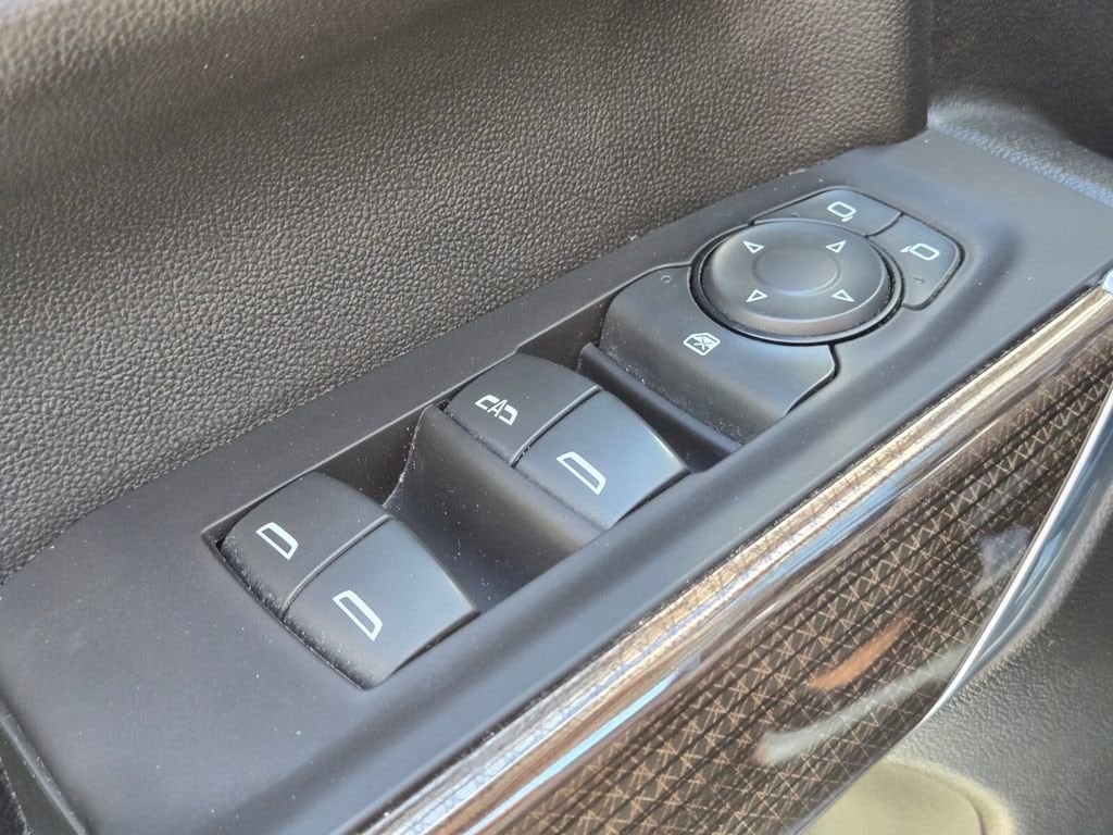 2019 Chevrolet Silverado 1500 LT - Photo 35