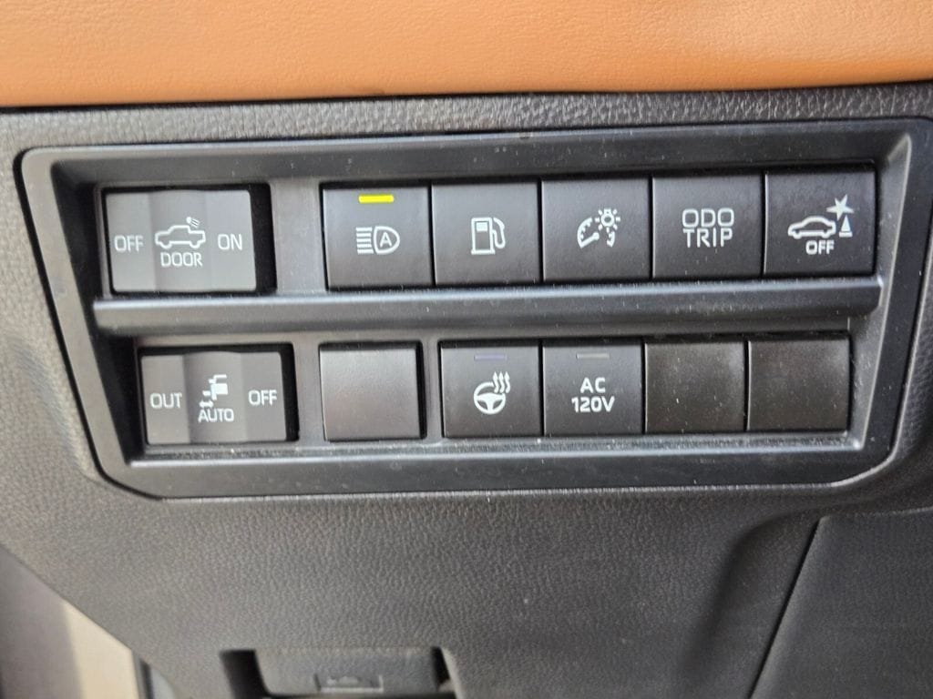 2024 Toyota Tundra 1794 Edition - Photo 36