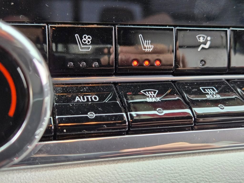 2024 GMC Canyon AT4X - Photo 25