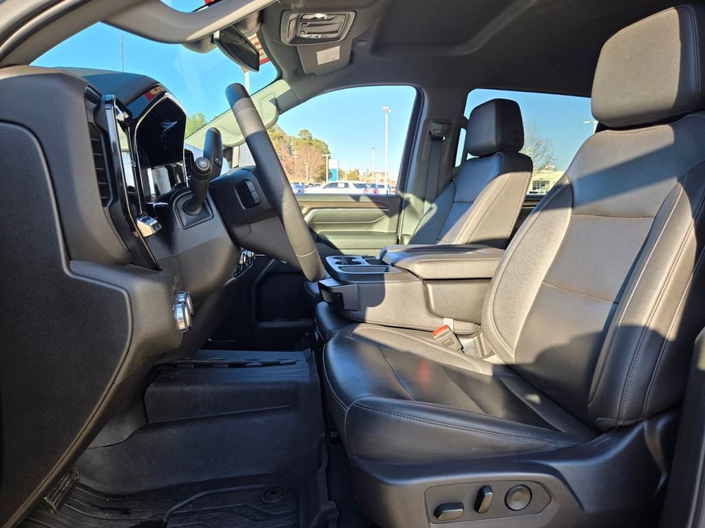 2024 GMC Sierra 2500HD SLT - Photo 13