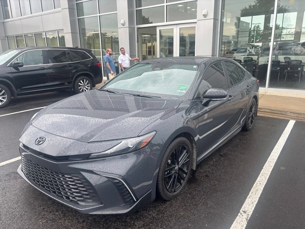 Used 2025 Toyota Camry SE Sedan