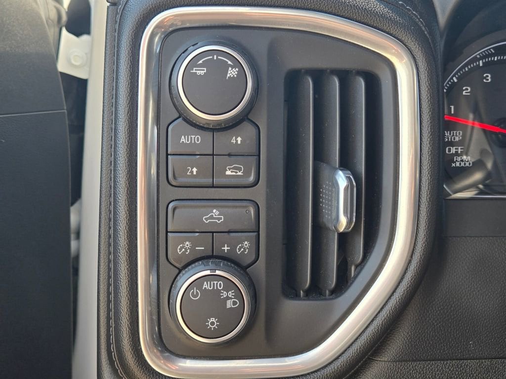 2019 Chevrolet Silverado 1500 LT - Photo 36