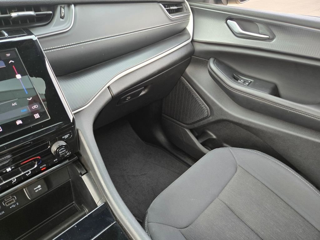 2024 Jeep Grand Cherokee L Laredo - Photo 26