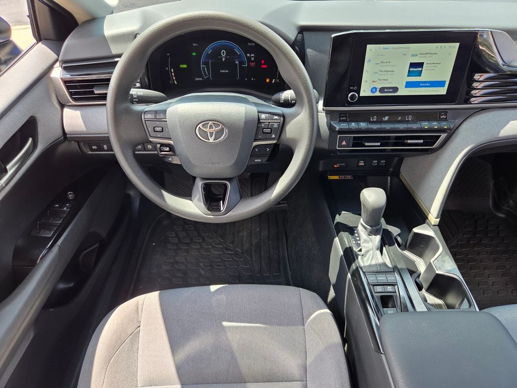 2025 Toyota Camry LE - Photo 13