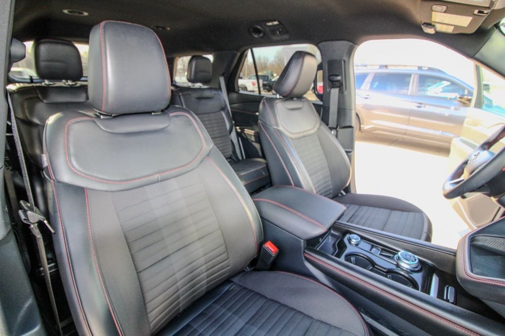 2025 Ford Explorer ST-LINE - Photo 19