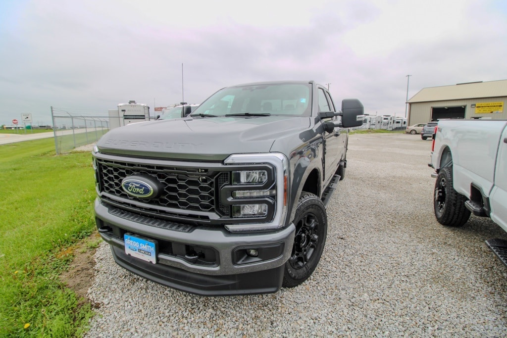 2025 Ford F-350SD XL