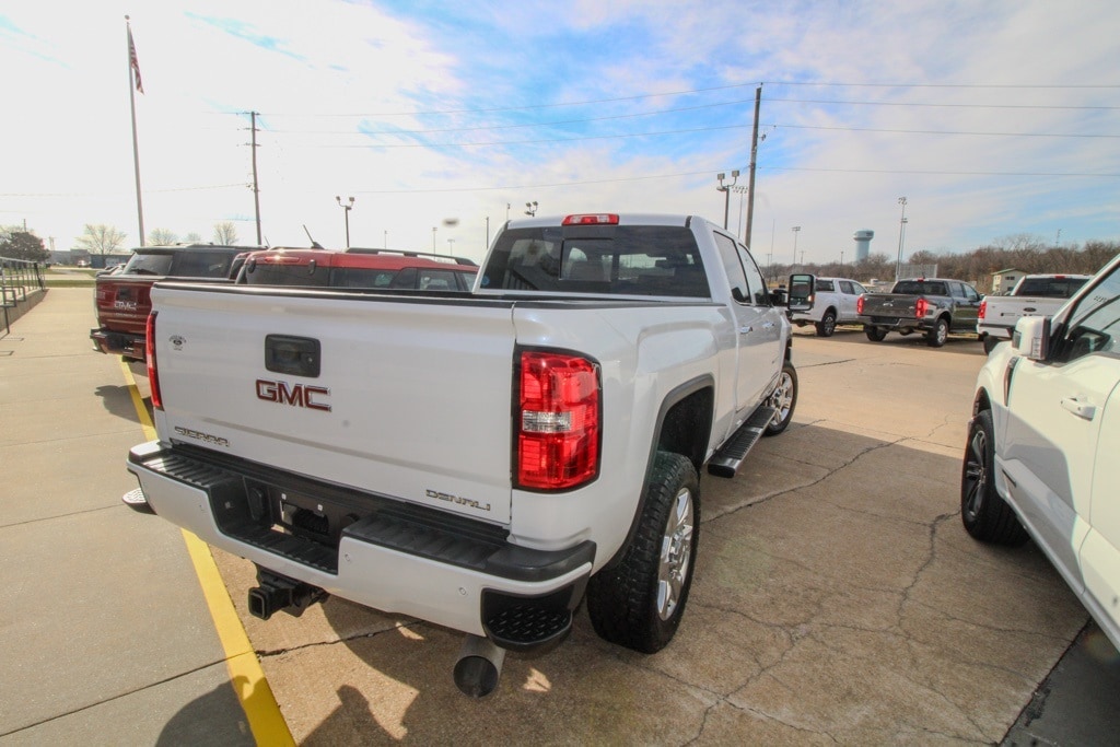 Used 2019 GMC Sierra 2500HD Denali Truck