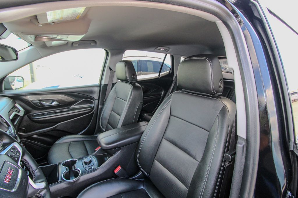 2023 GMC Terrain SLT - Photo 14