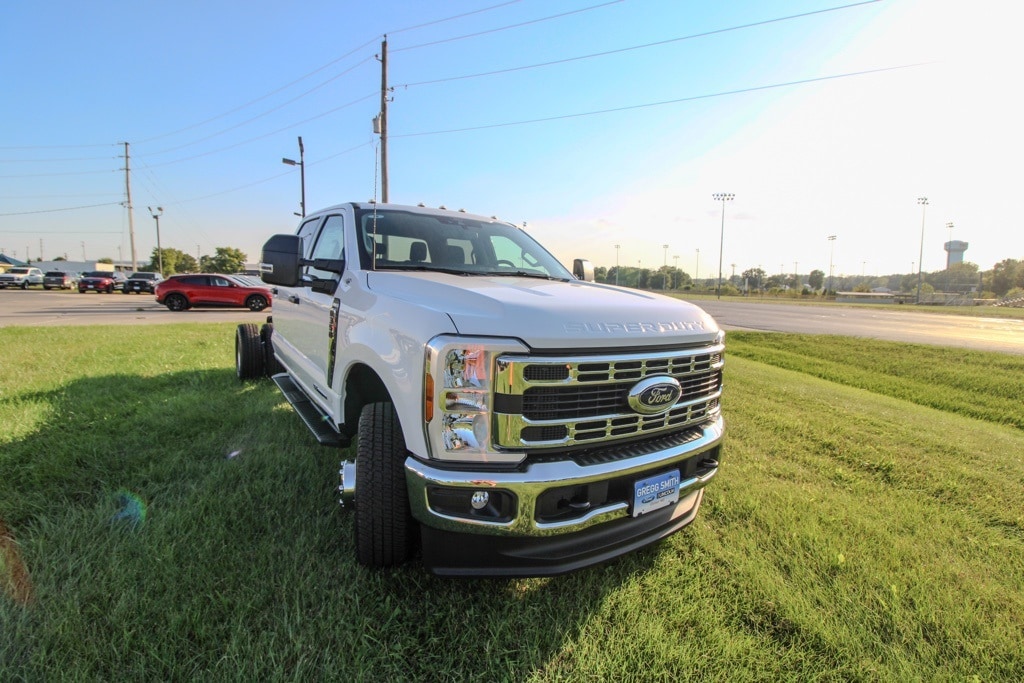 New 2026 Ford F-350SD XLT Chassis