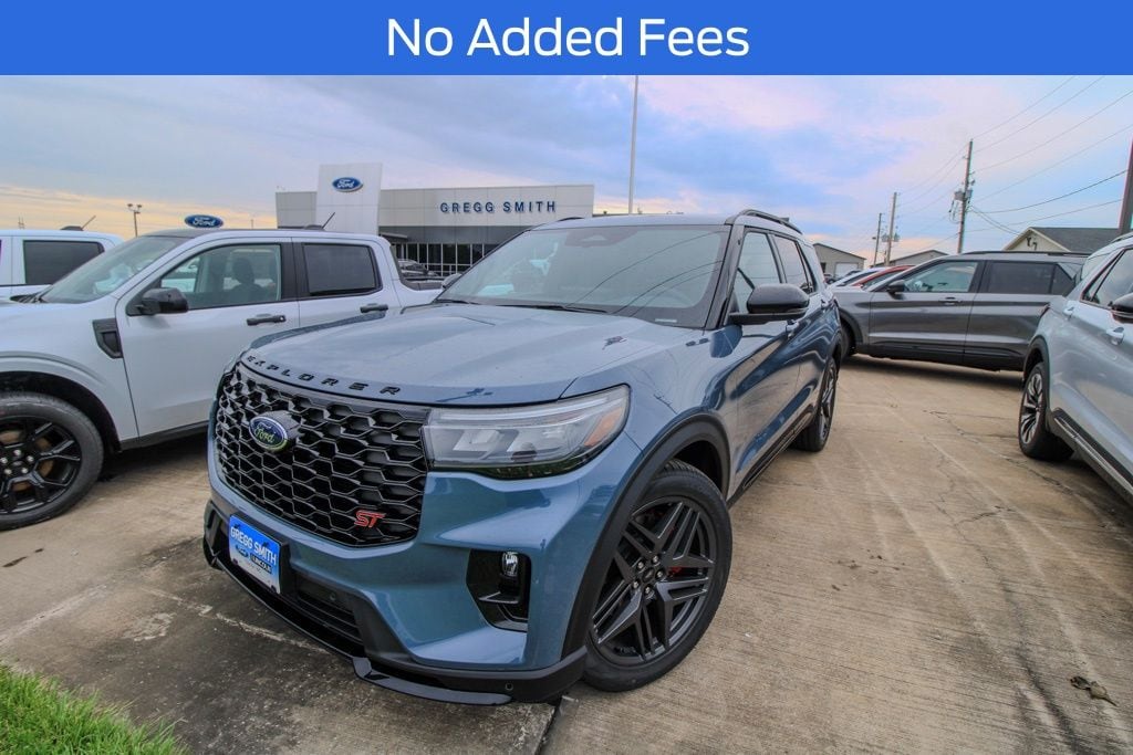 2026 Ford Explorer ST 4WD's photo