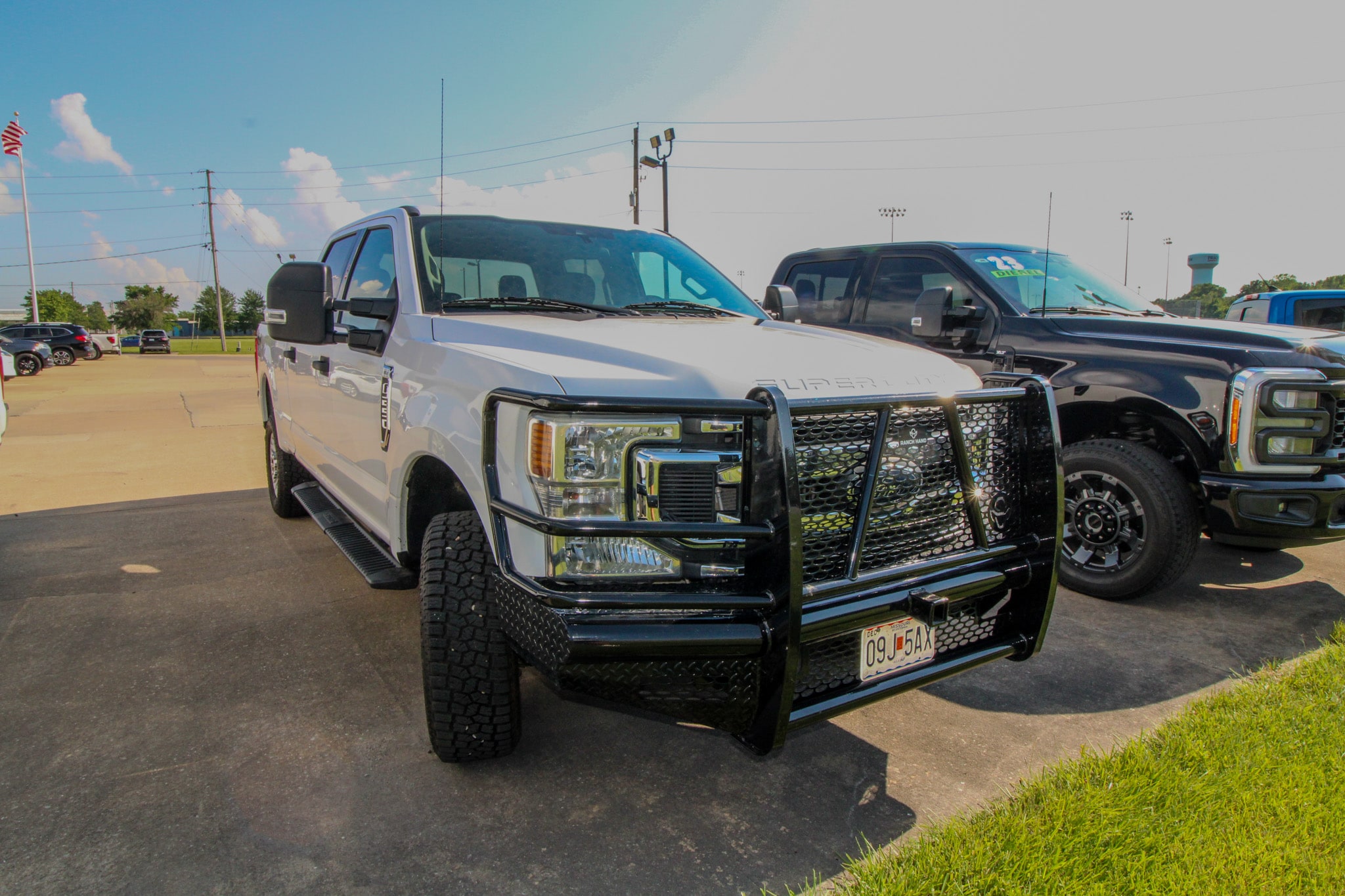 Used 2021 Ford F-250 Super Duty XLT with VIN 1FT7W2B67MED43357 for sale in Kansas City