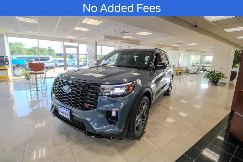 2026 Ford Explorer ST 4WD's photo