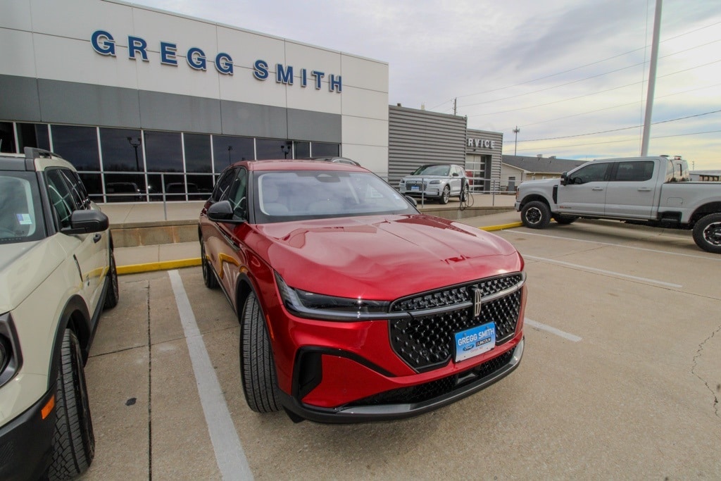 Used 2026 Lincoln Nautilus Premiere with VIN 5LMPJ8JA5TJ006448 for sale in Kansas City