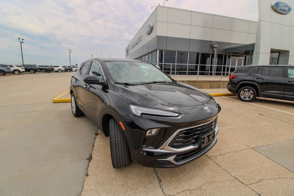 Used 2025 Buick Encore GX Preferred with VIN KL4AMCSL7SB174554 for sale in Kansas City