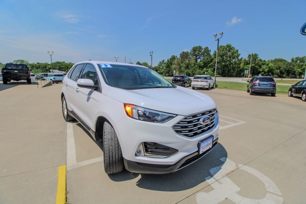 Used 2022 Ford Edge SEL with VIN 2FMPK4J94NBA75931 for sale in Kansas City